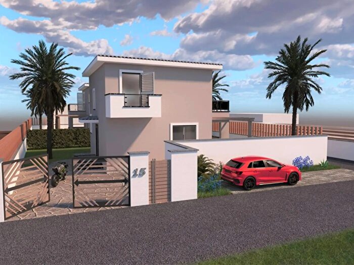 Casa quadrilocale in vendita in Via Ferdinando Magellano Carini Palermo, Carini