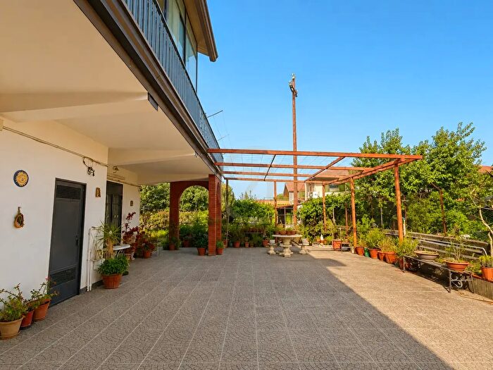 Appartamento quadrilocale in vendita in Trav di Via C Colombo, Mascalucia