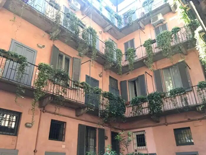 Appartamento bilocale in affitto in Via Lanzone, Milano