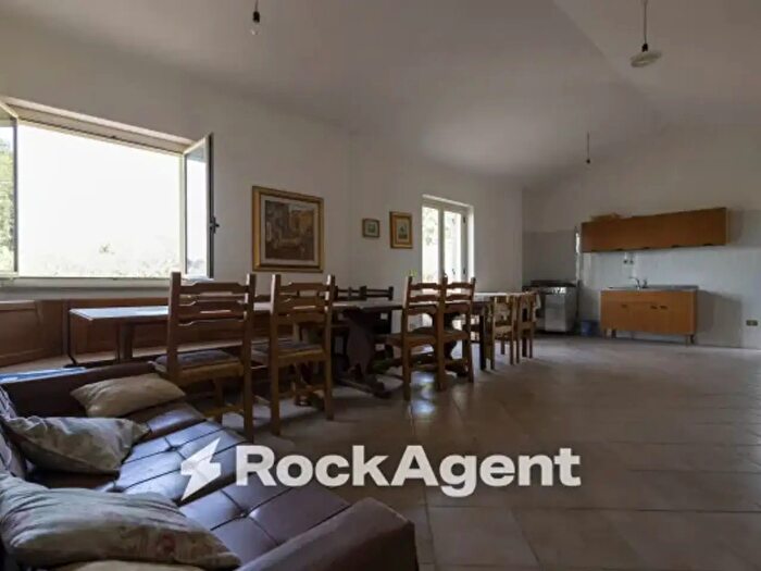 Casa con 6 locali in vendita in Località Zilleria, Montepaone