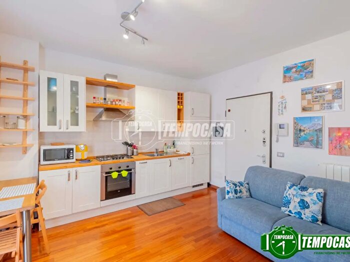 Appartamento monolocale in affitto in Viale Zara V, Milano