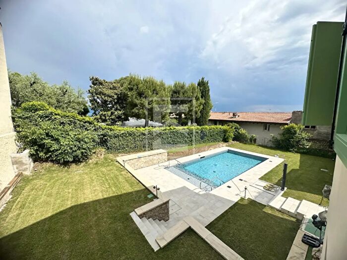 Appartamento trilocale in vendita in Via Sotto Raso, Polpenazze del Garda