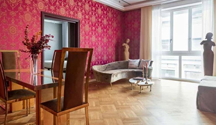 Appartamento trilocale in affitto in Corso Vittorio Emanuele II, Duomo, Milano