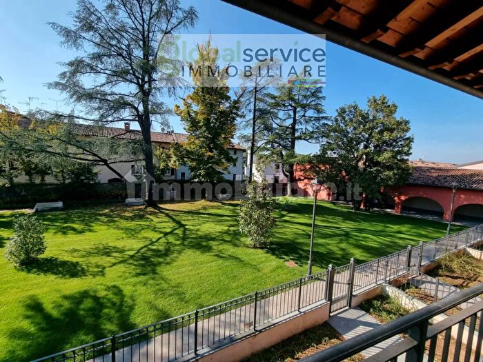 Appartamento trilocale in vendita in Via San Germano, Calcinato