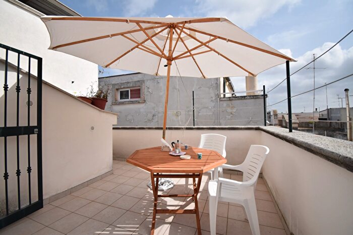 Casa quadrilocale in vendita in Via Annunziata, Conversano