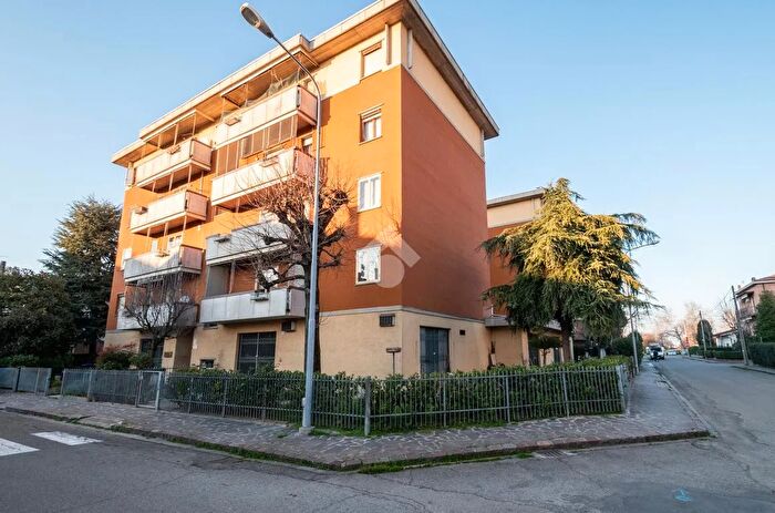 Appartamento quadrilocale in vendita in Via Mario Dallari, Carpi