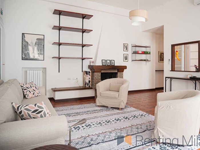 Appartamento trilocale in affitto in Via Crema, Porta Romana Medaglie dOro, Milano