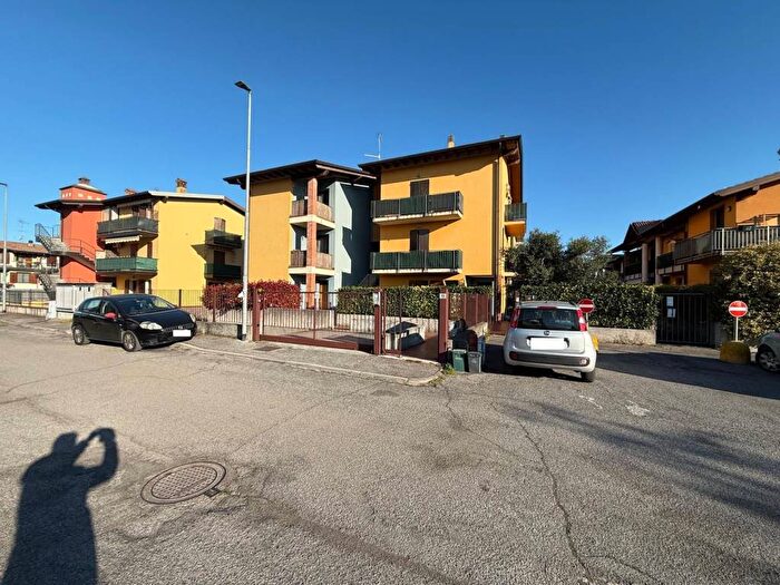 Appartamento bilocale in affitto in Via Santa Giulia, Centro, Carpenedolo
