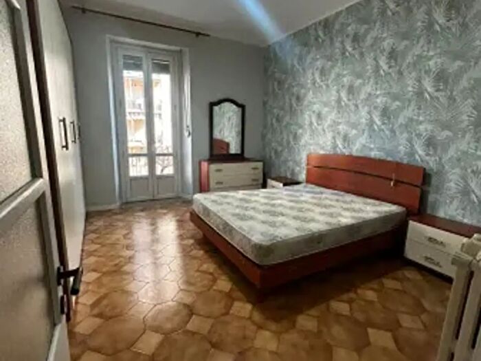 Appartamento bilocale in affitto in Via Genova, Torino