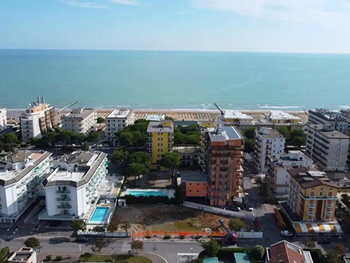 Appartamento quadrilocale in vendita in Via Olanda, Jesolo