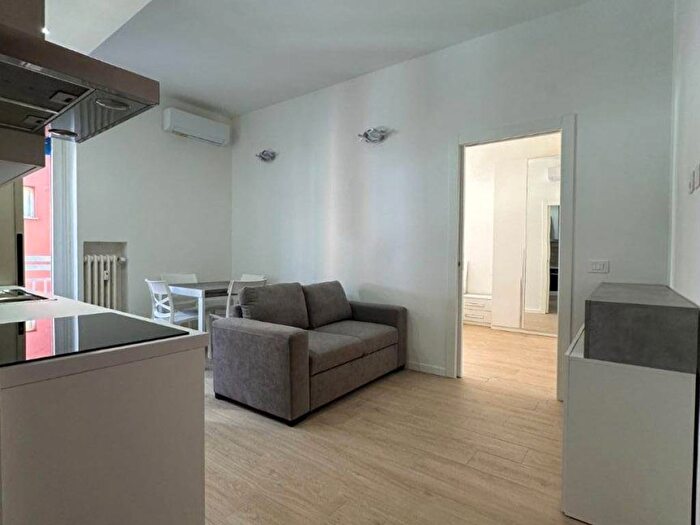 Appartamento bilocale in affitto in Via SantAdele, Corsico