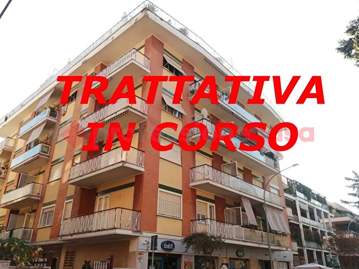 Appartamento bilocale in affitto in Via Pereira, Roma