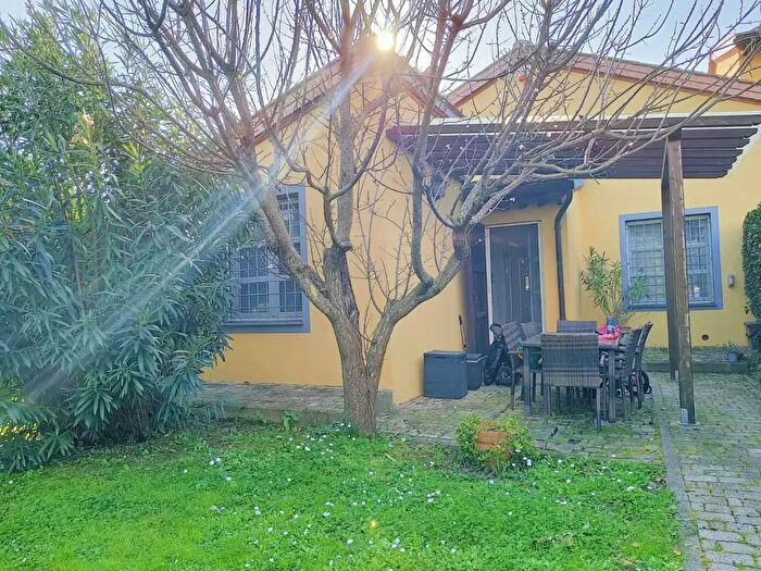 Casa con 6 locali in vendita in San Giuliano Terme