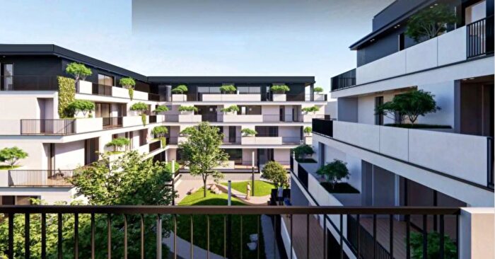 Appartamento con 5 locali in vendita in Treviso Via Ghirada, Treviso