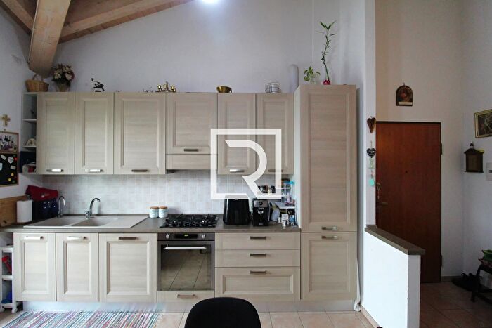 Appartamento trilocale in vendita in Via Ragone Ravenna, Ravenna