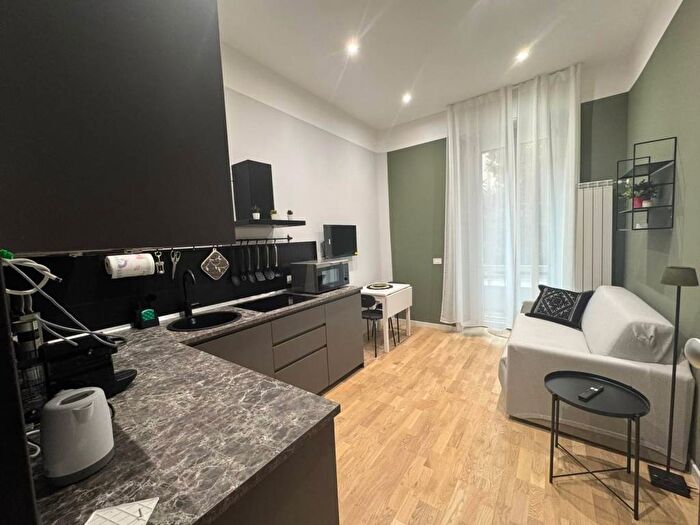Appartamento bilocale in affitto in Via Andrea Solari, Solari, Milano