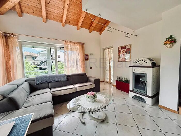 Casa quadrilocale in vendita in Via Trento, Salorno sulla strada del vino