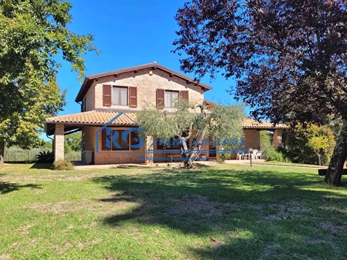 Casa con 6 locali in vendita in Località Case Nuove, Civitella D'Agliano