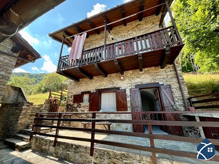 Casa con 5 locali in vendita in San Pietro Val Lemina Borgata Dairin, San Pietro Val Lemina