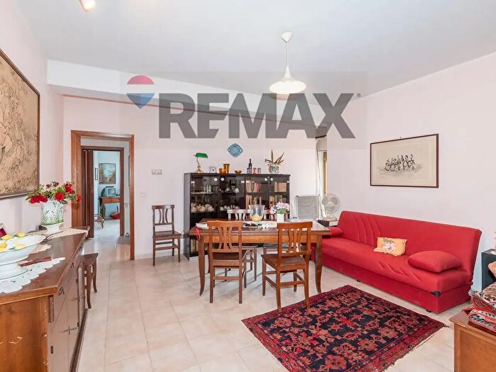 Appartamento con 5 locali in vendita in Via del Fondaco, Linguaglossa