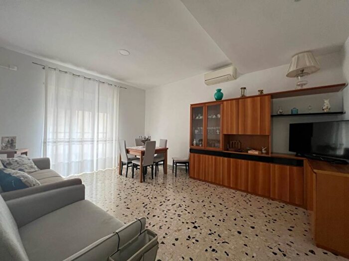 Appartamento trilocale in affitto in Corso Italia, Gaeta