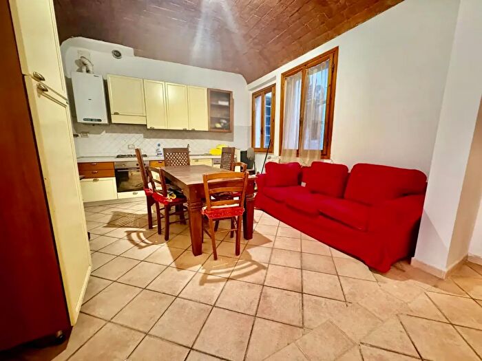 Appartamento con 5 locali in vendita in a P Neri, Castelfiorentino