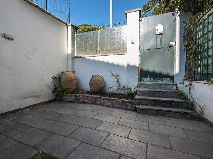 Appartamento monolocale in affitto in Largo Giovanni Chiarini, San Saba Caracalla, Roma