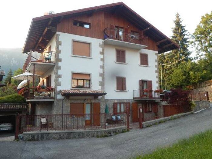 Appartamento bilocale in affitto in Via Santa Francesca Cabrini, Centro, Castione della Presolana
