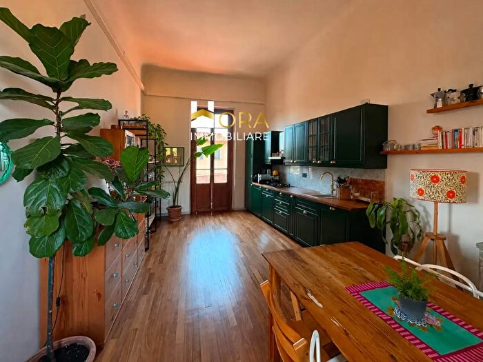 Appartamento con 6 locali in vendita in Via Senese, Firenze