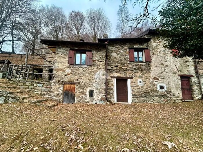 Casa bilocale in vendita in Localita Monte Numadee, San Siro