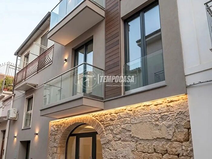 Casa con 6 locali in vendita in Via Cupa Scoppa, Aversa