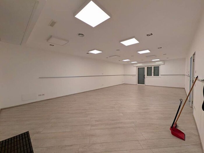 Appartamento bilocale in affitto in Via Mentana, Regina Pacis Borsa, Monza