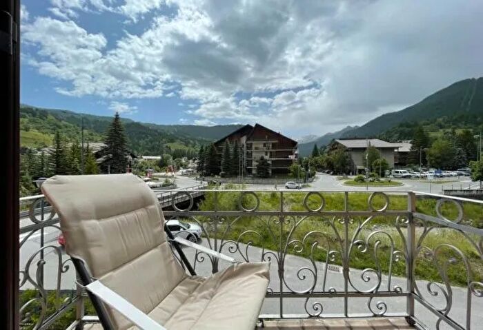 Appartamento quadrilocale in vendita in Cesana Torinese