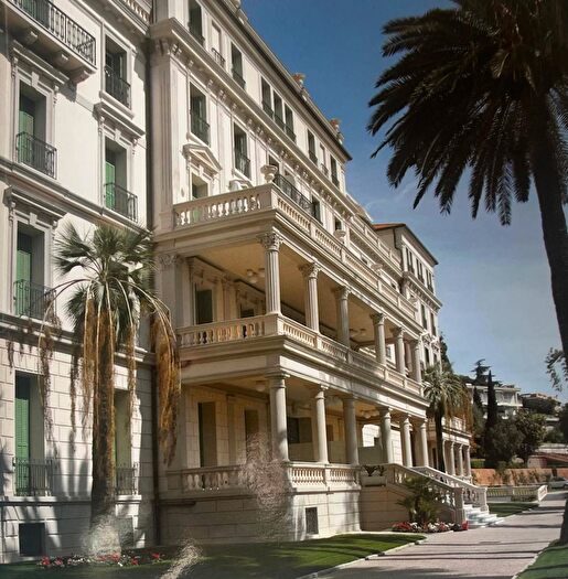 Appartamento quadrilocale in vendita in Corso Regina Margherita, Ospedaletti