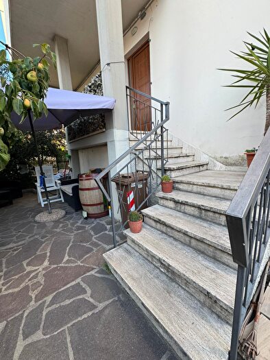 Casa con 5 locali in vendita in Vinci