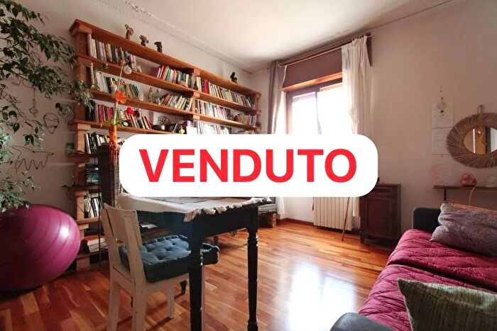 Appartamento trilocale in vendita in Via Alessandro Carlotti, Verona