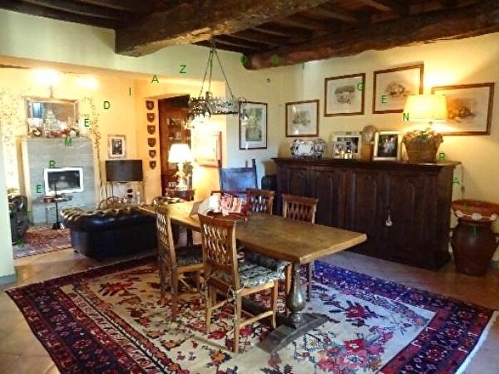 Casa con 6 locali in vendita in Barberino Di Mugello