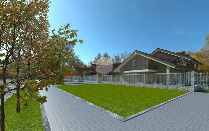 Casa con 6 locali in vendita in Via San Gabriele Snc, Pianezza