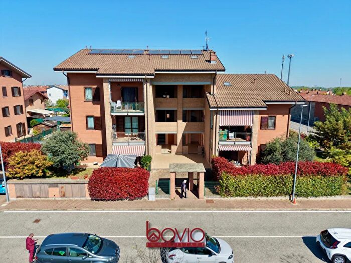 Appartamento quadrilocale in vendita in Via Massimo dAzeglio, Rondissone