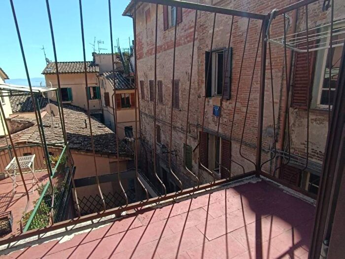 Appartamento monolocale in affitto in Via del Balcone, Centro Storico, Perugia