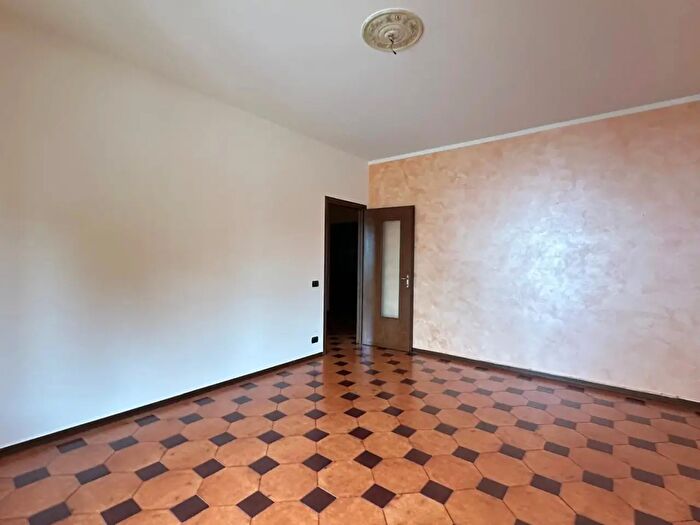 Appartamento trilocale in vendita in Strada Molinazzo, Alseno