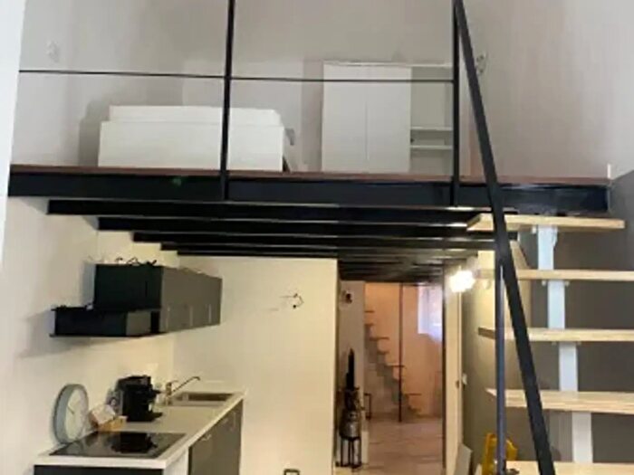Appartamento trilocale in affitto in Via Varazze, Torino