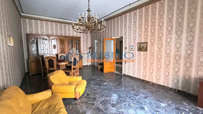 Appartamento quadrilocale in vendita in Via Francesco Petrarca, Castellana Grotte