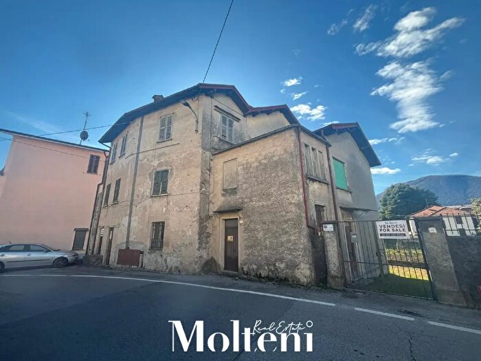 Casa con 5 locali in vendita in al Bellano, Mandello Del Lario