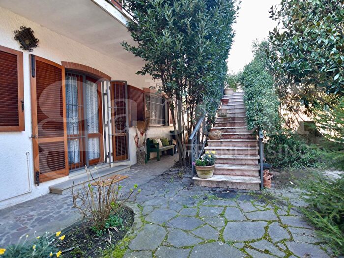 Casa con 11 locali in vendita in Codigoro