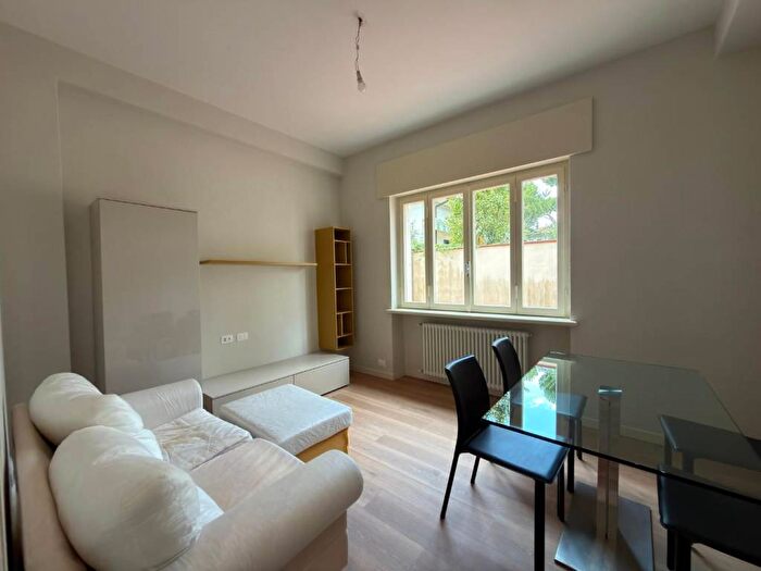 Appartamento quadrilocale in affitto in Via Rosso di S Secondo, Lido di Camaiore, Camaiore