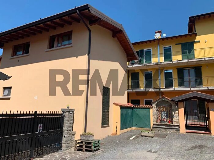 Appartamento bilocale in vendita in Adrara San Martino