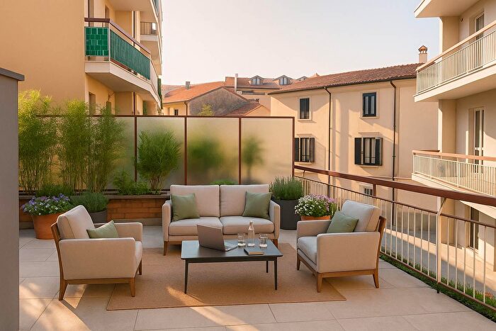 Appartamento trilocale in vendita in Via De Amicis, Vigevano