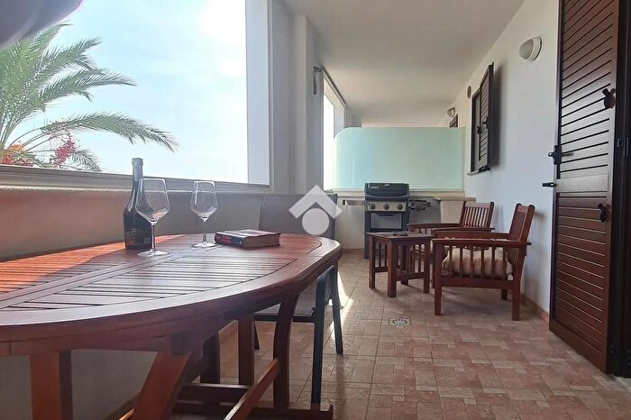 Appartamento trilocale in vendita in Lungomare Cristoforo Colombo, SantAntioco