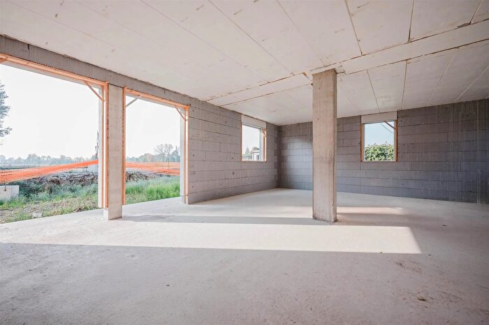 Casa con 5 locali in vendita in Via Dotti Piombino Dese, Trebaseleghe